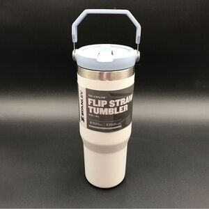 Stanley Iceflow Flip Straw Tumbler.